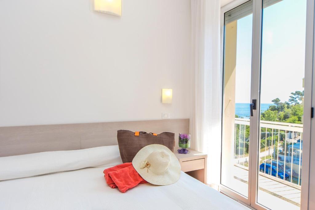 Hotel Adler Gabicce Mare Bilik gambar