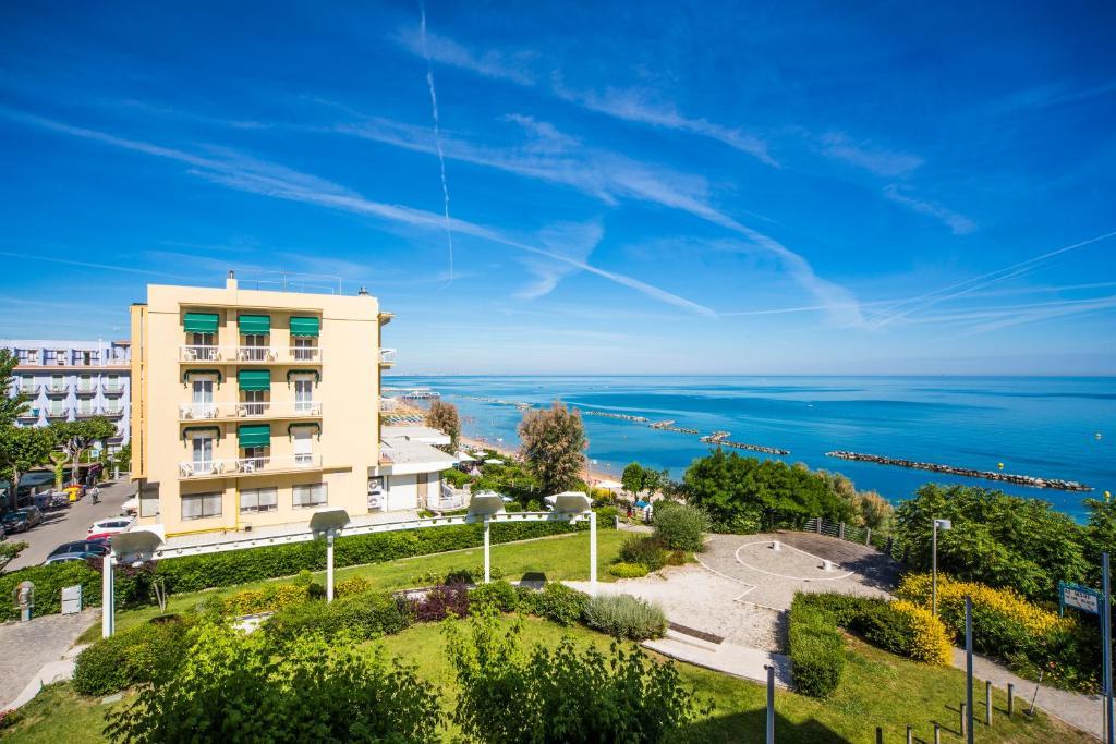 Hotel Adler Gabicce Mare Luaran gambar